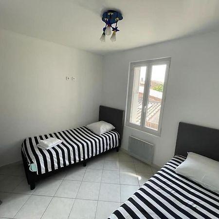 Maison Lumineuse Villemoustaussou Luaran gambar