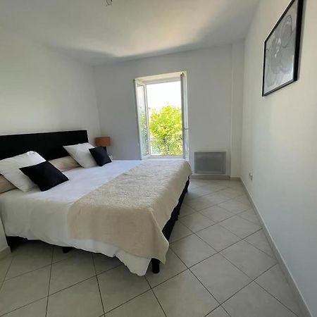 Maison Lumineuse Villemoustaussou Luaran gambar